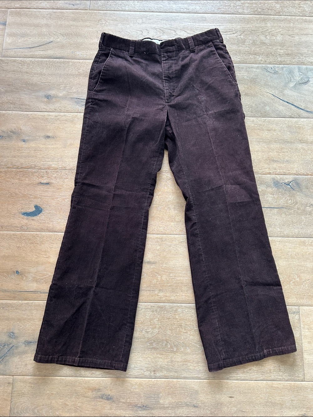 Levi's Men's Brown Corduroy Straight-Leg Pants